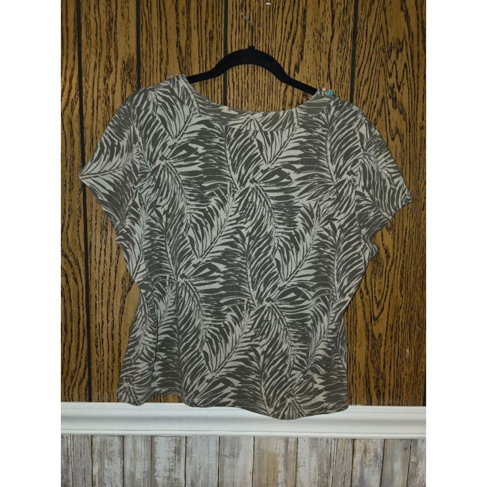 Women's Ruby Rd. Petite PXL Green Beige Palm Leaf Short Sleeve Tee - Picture 3 of 5